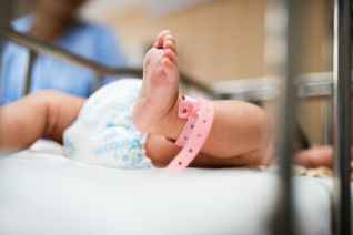 baby birth born care